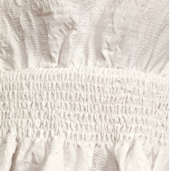 Lulus white long sleeve smocked crop top - Picture 3 of 4